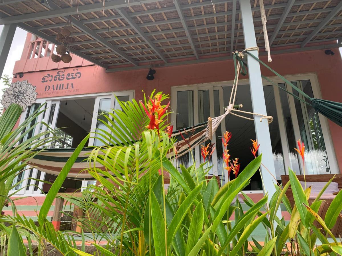 Dahlia Guesthouse Koh Rong Sanloem Esterno foto