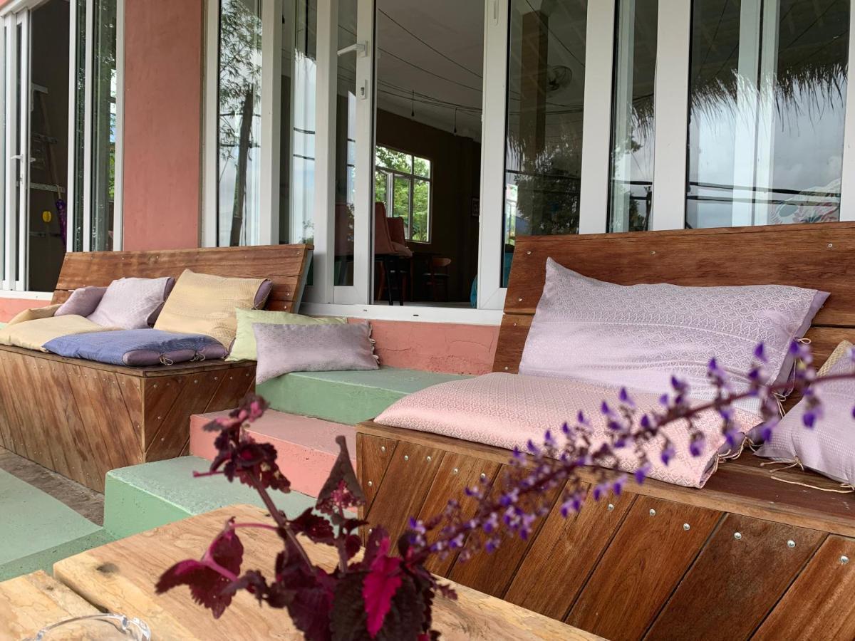 Dahlia Guesthouse Koh Rong Sanloem Esterno foto