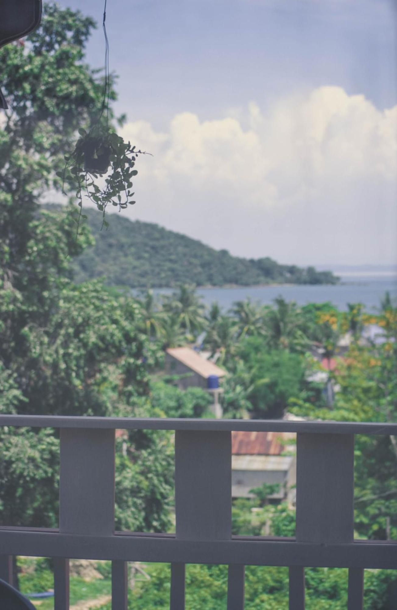 Dahlia Guesthouse Koh Rong Sanloem Esterno foto